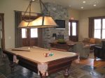Clubhouse Amenities - Pool table